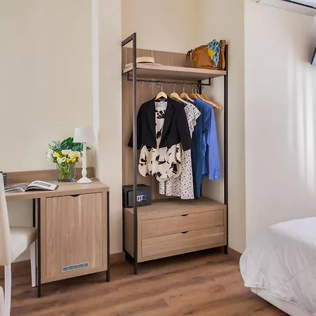 Tina 2* Diano Marina